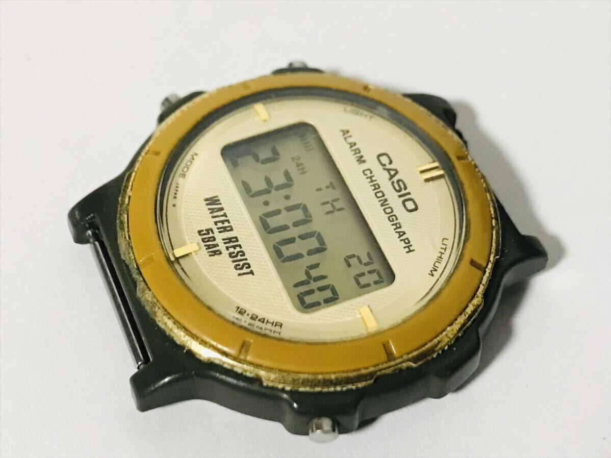希少品 CASIO W-77 ALARM CHRONOGRAPH カシオ デジタルウォッチ 腕時計 稼働品 ジャンク扱い 13_画像2