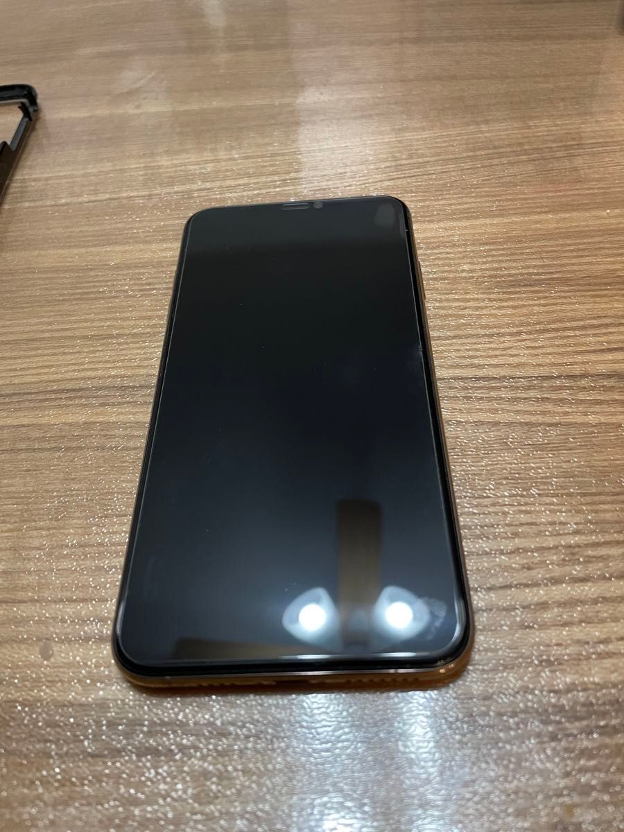 iPhone xs max  SIMフリー　64gb