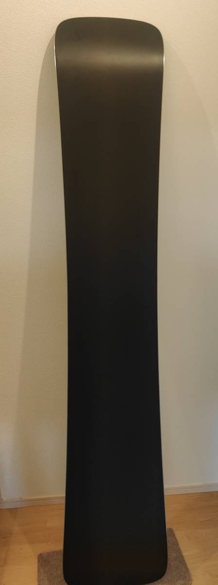 Пластина сноуборда Мужская высокая сильная устойчивая спецификация устойчивого уровня 155 см зеленый