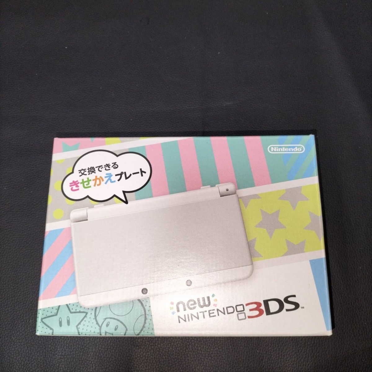 NEW3DS　 未使用　新品　展示品　ホワイト　NEWニンテンドー3ds ゲーム未使用