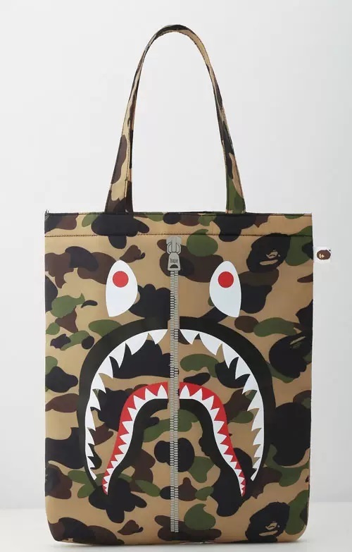 BAPE*A BATHING APE| camouflage duck * A Bathing Ape * Shark *CAMO pattern | cushion tote bag |same| tote bag | appendix Novelty 