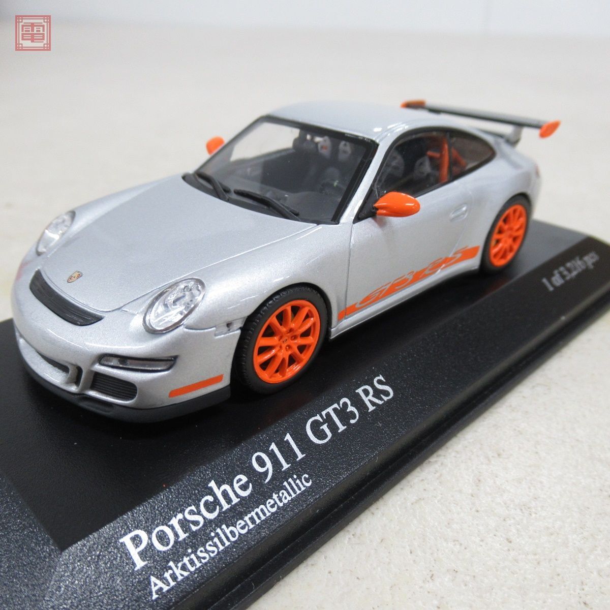 PMA 1/43 ポルシェ911 GT3 RS 2006 シルバー No.400066000 ミニチャンプス MINICHAMPS Porsche【10_画像3