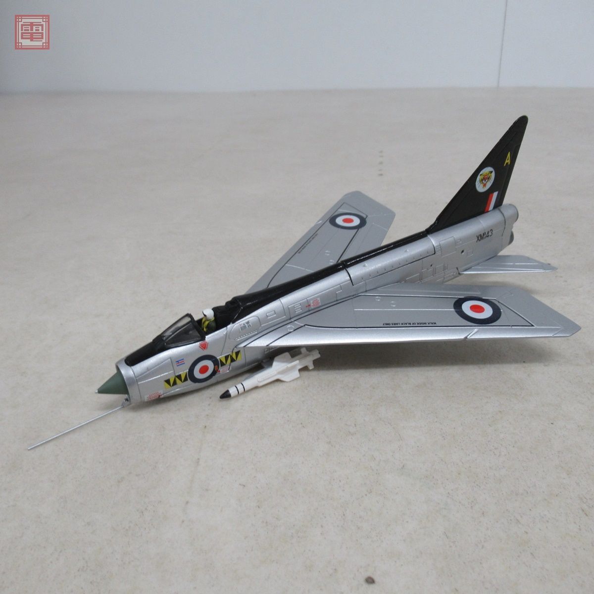 コーギー 1/72 EE LIGHTNING F.Mk.IA The Tigers AEROBATIC TEAM CORGI ライトニング 戦闘機【20の画像4