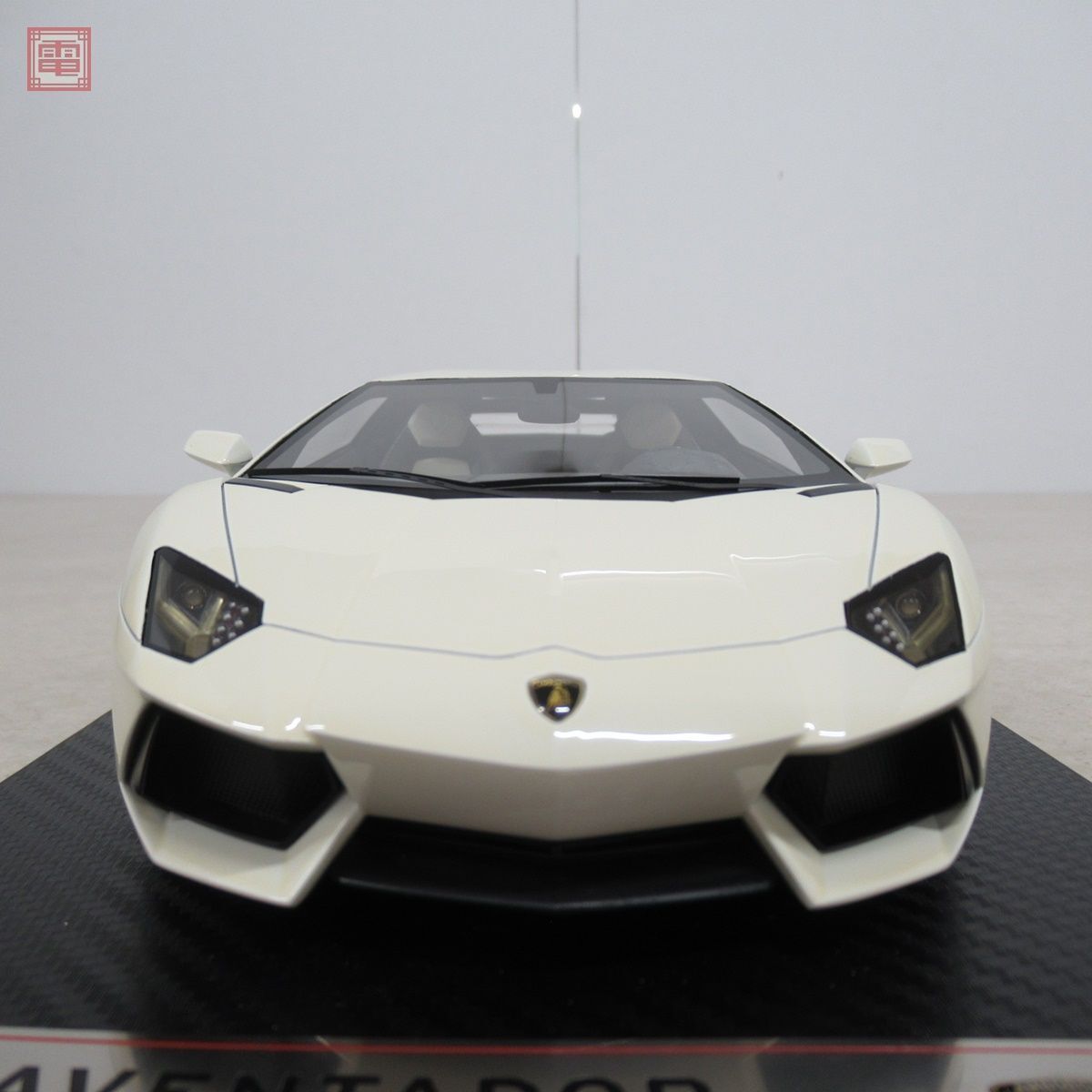 FrontiArt 1/18 ランボルギーニ アヴェンタドール LP700-4 ホワイト Lamborghini Aventador【20の画像5