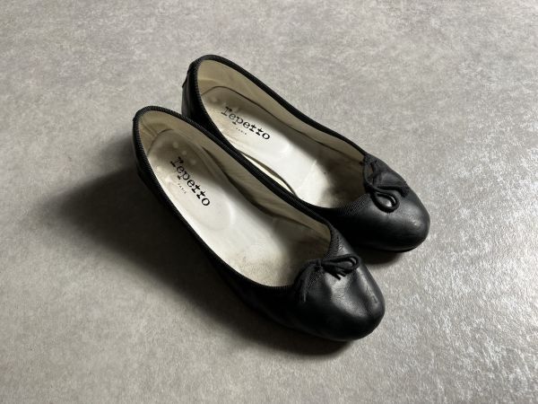 3,5万◆フランス製◆repetto◆36 1/2◆本革レザーのデザインパンプス　バレエシューズ　レペット　ヒール付き　ブラックカラー　23,5㎝_画像1