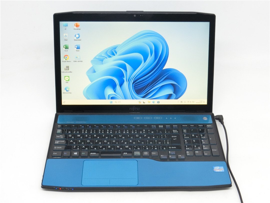 Win11H/カメラ内蔵/中古/15型/ノートPC/爆速新SSD512GB/8GB/3世代i7/FMV AH77/K 新品無線マウス WPS office2搭載