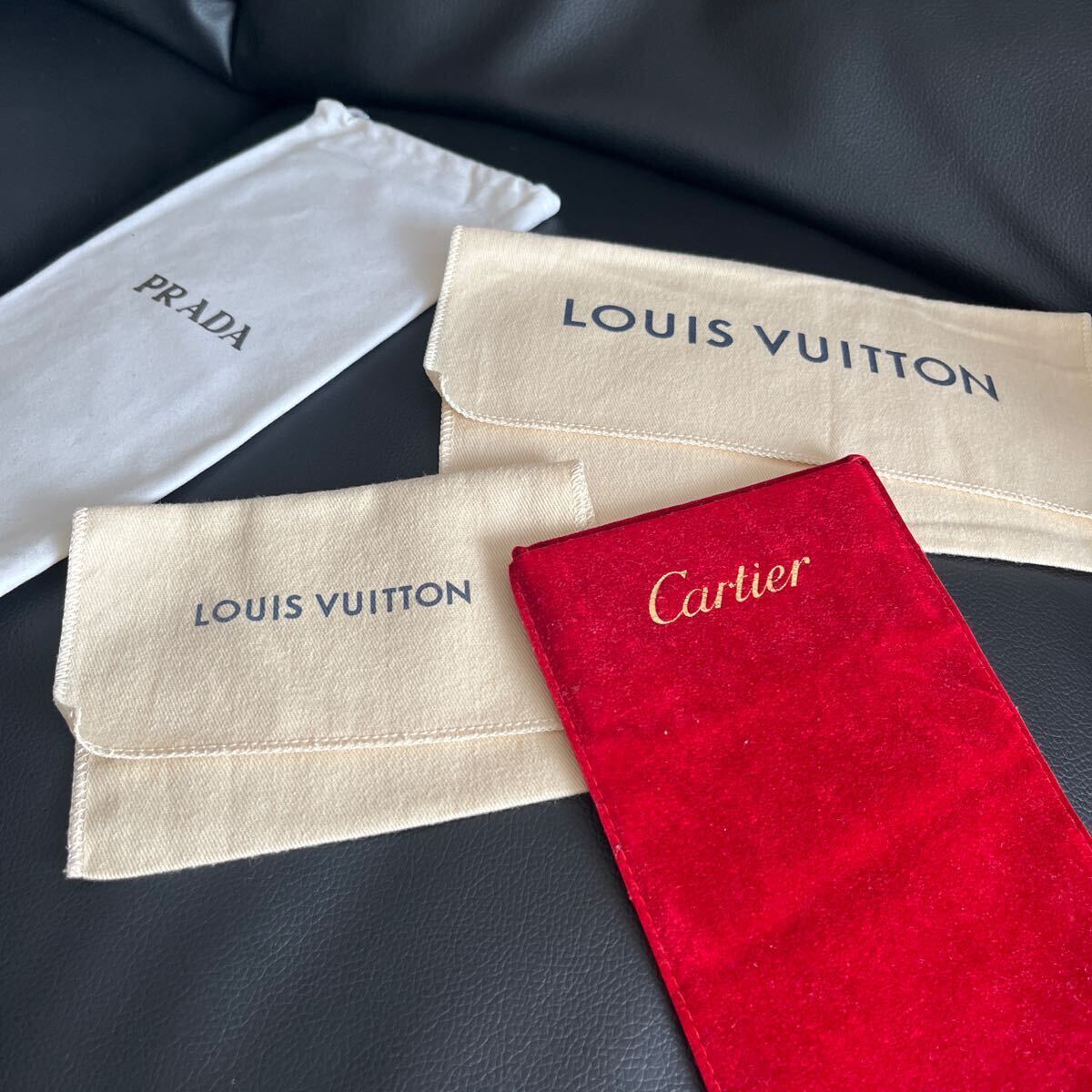 LOUIS VUITTON ルイヴィトン PRADA プラダ Cartier カルティエ　保存袋_画像1