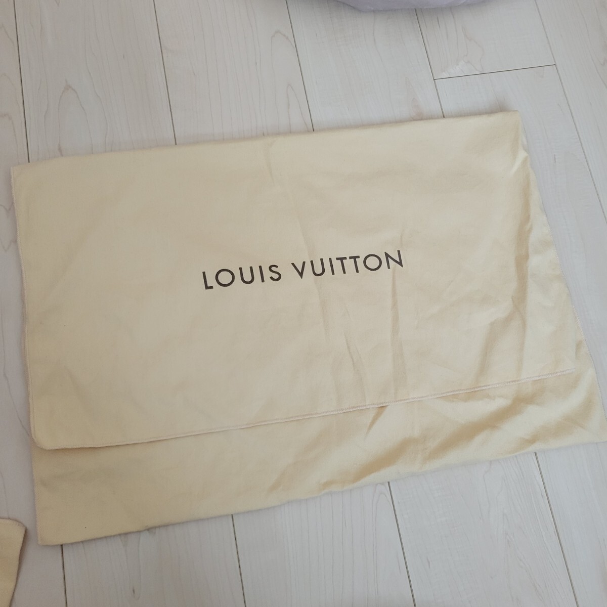 ルイヴィトン LOUIS VUITTON 保存袋　5枚セット　大きめ_画像3