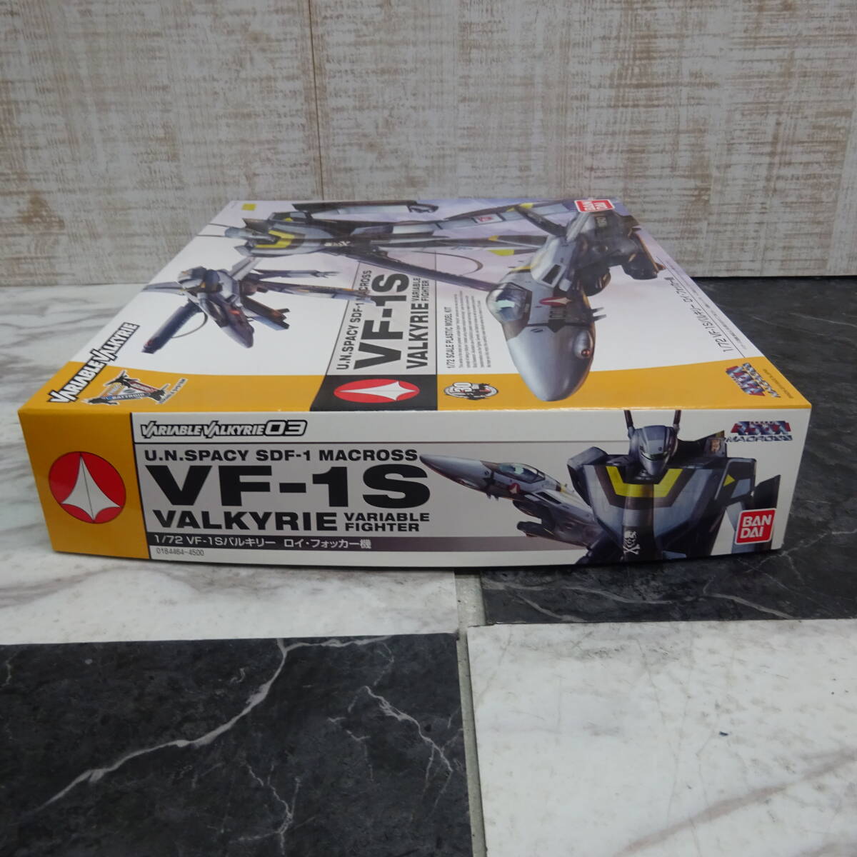 新品◇BANDAI | バンダイ　1/72　VF-1S　バルキリー　ロイ・フォッカー機　(超時空要塞マクロス)　☆H25_画像4