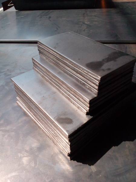 鉄板切板　6ｍｍ厚150ｍｍｘ200ｍｍ（1.4kg）_画像1
