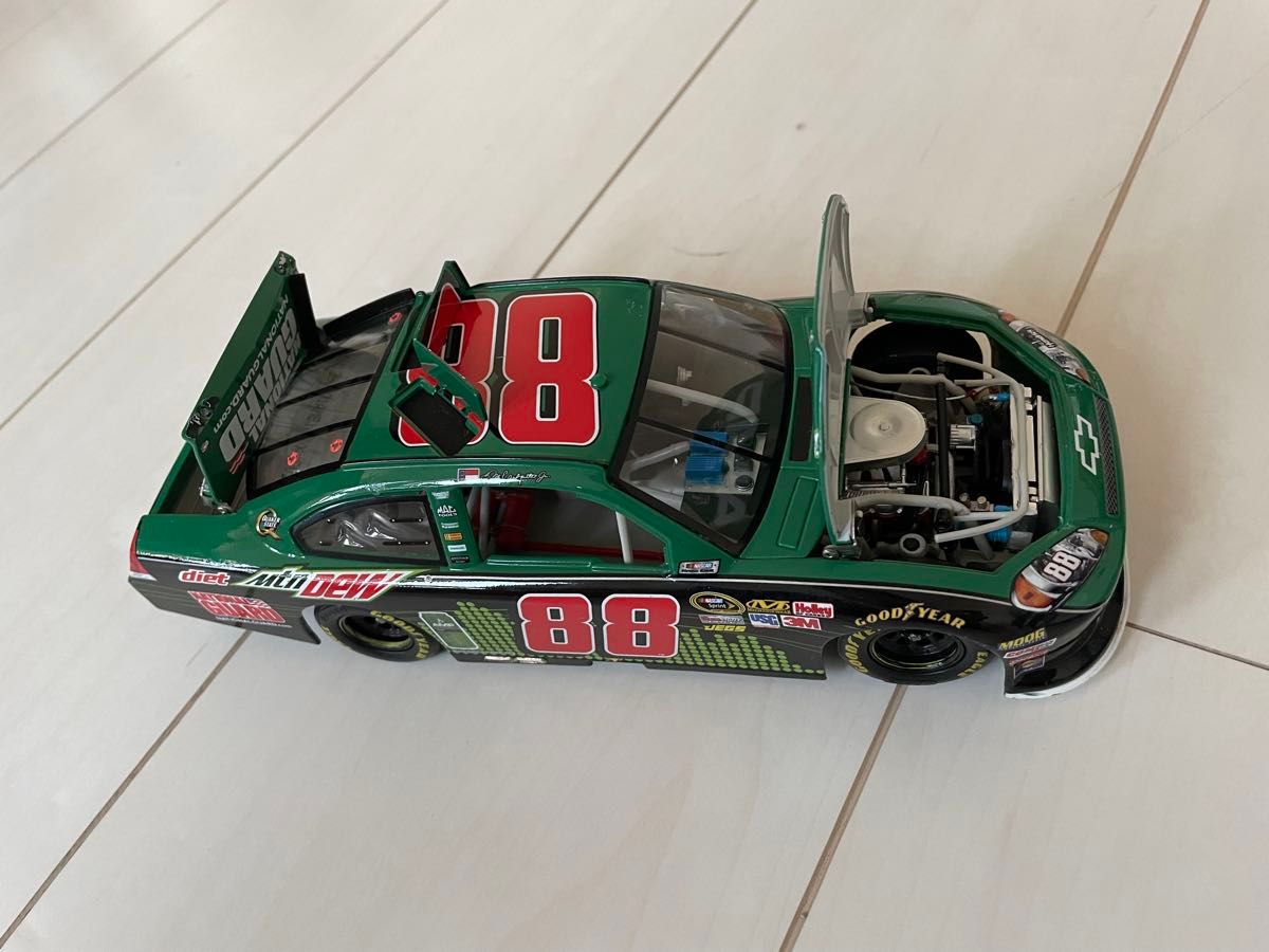 ダイキャストモデル ナスカー 1/24 CHEVROLET IMPARA NASCAR