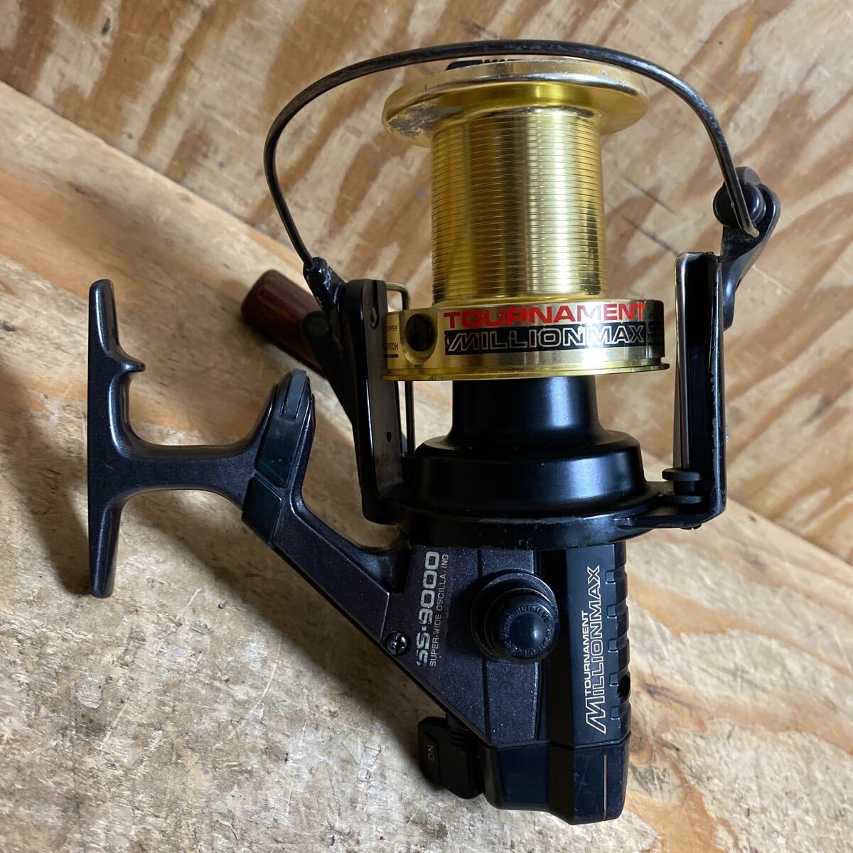 30%OFF】 DAIWA ダイワ 中古品☆郵 スピニングリール SS-9000 30%OFF】 DAIWA ダイワ 中古品☆郵 スピニングリール SS-9000