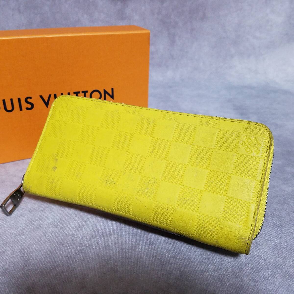 【クリーニング済】 VUITTON　ルイヴィトン　ダミエ　アンフィニ　ジッピーウォレット　ヴェルティカル　ラウンドファスナー長財布　N62236_画像2