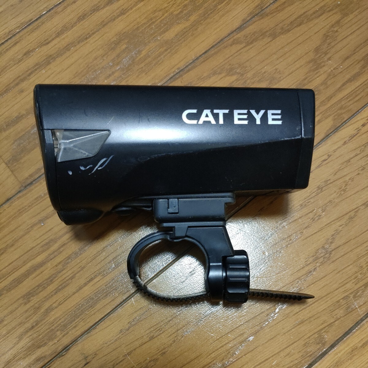 CATEYE キャットアイ ECONOM FORCE HL-EL540 電池式 フロントライト 充電池付属　動作確認済_画像4