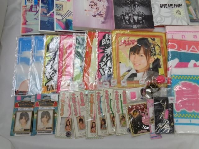 【同梱可】中古品 アイドル AKB48 他 うちわ マフラータオル CD ペンライト フォト 等 グッズセット_画像4