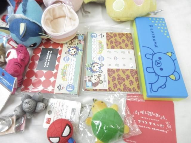 【同梱可】中古品 ホビー ポケモン スパイダーマン となりのトトロ 他 ぬいぐるみ ストラップ ポーチ 等 グッズセッ_画像5