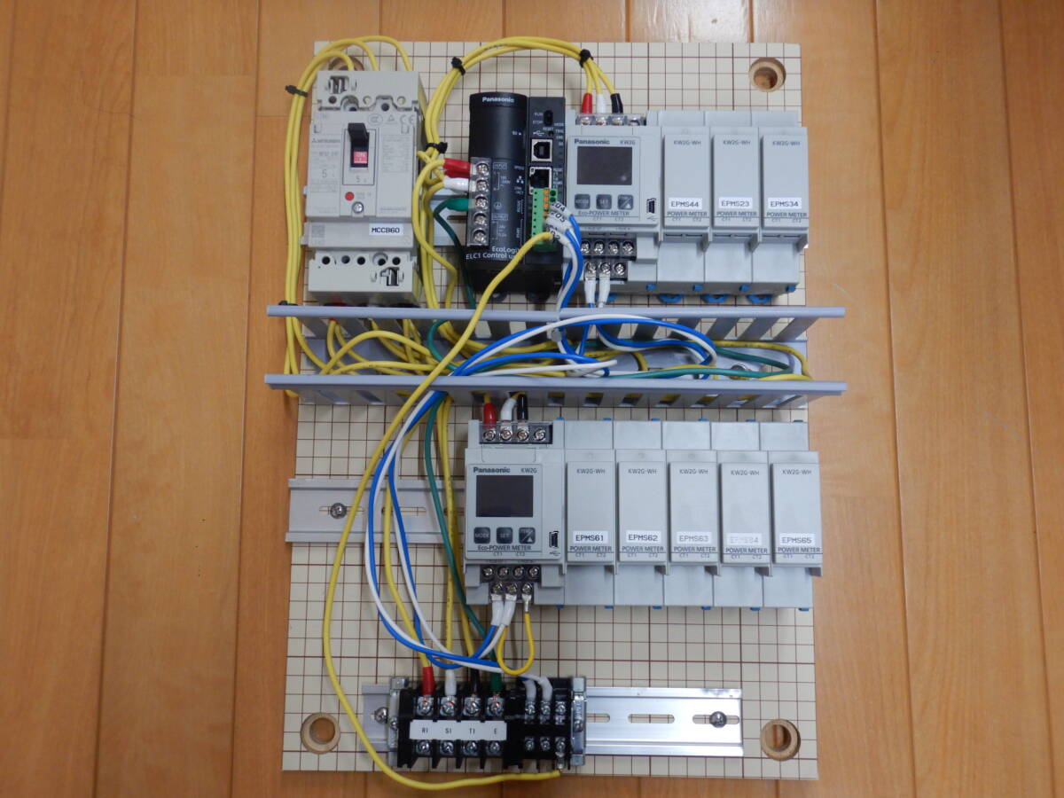 ☆彡KW2Gエコパワーメータ 基本ユニットAKW2010GB2台☆彡増設ユニット8台☆コントロールユニット1台☆彡長期保存品NC/NRで如何でしょうか。_画像1