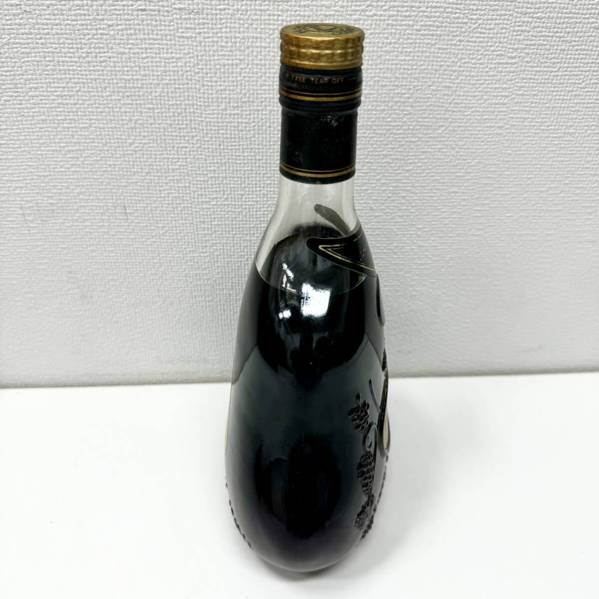 【EB-5955】1円～ Hennessy XO COGNAC ヘネシー 40％ 700ｍｌ ブランデー 酒 アルコール 液面低下 未開栓 中古 保管品 状態写真参照_画像5