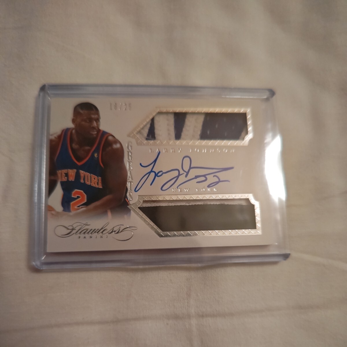 超激レア 13-14 Flawless Larry Johnson グランマ LJ SSP 激Patch auto 直筆サイン ＃GR-LJ Knicks NBA レジェンド 直書き サイン綺麗_18/25 25枚限定