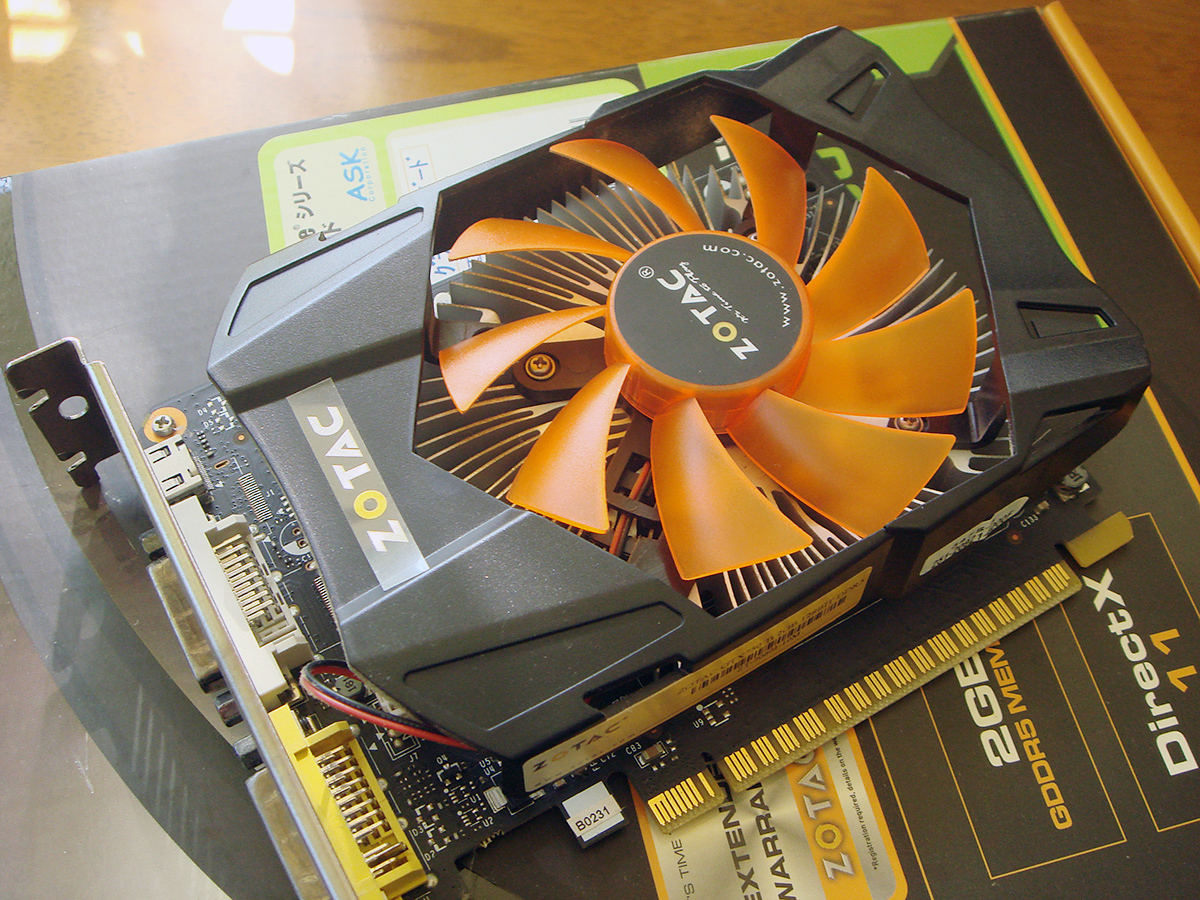 ☆ZOTAC グラフィックボード NVIDIA GeForce GTX 750Tiの画像1
