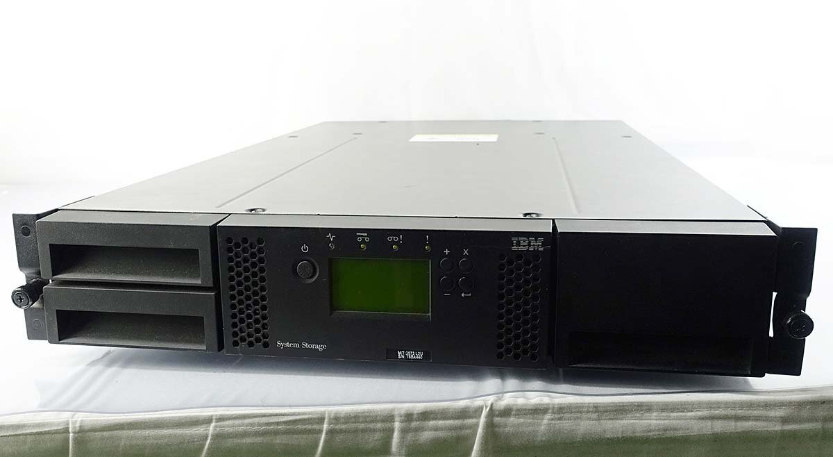 訳あり LTO6 IBM System Storage TS3100 テープ ライブラリー 3573L2U 18R1106 ドライブ ラック サーバー サーバ loader S032213_画像1