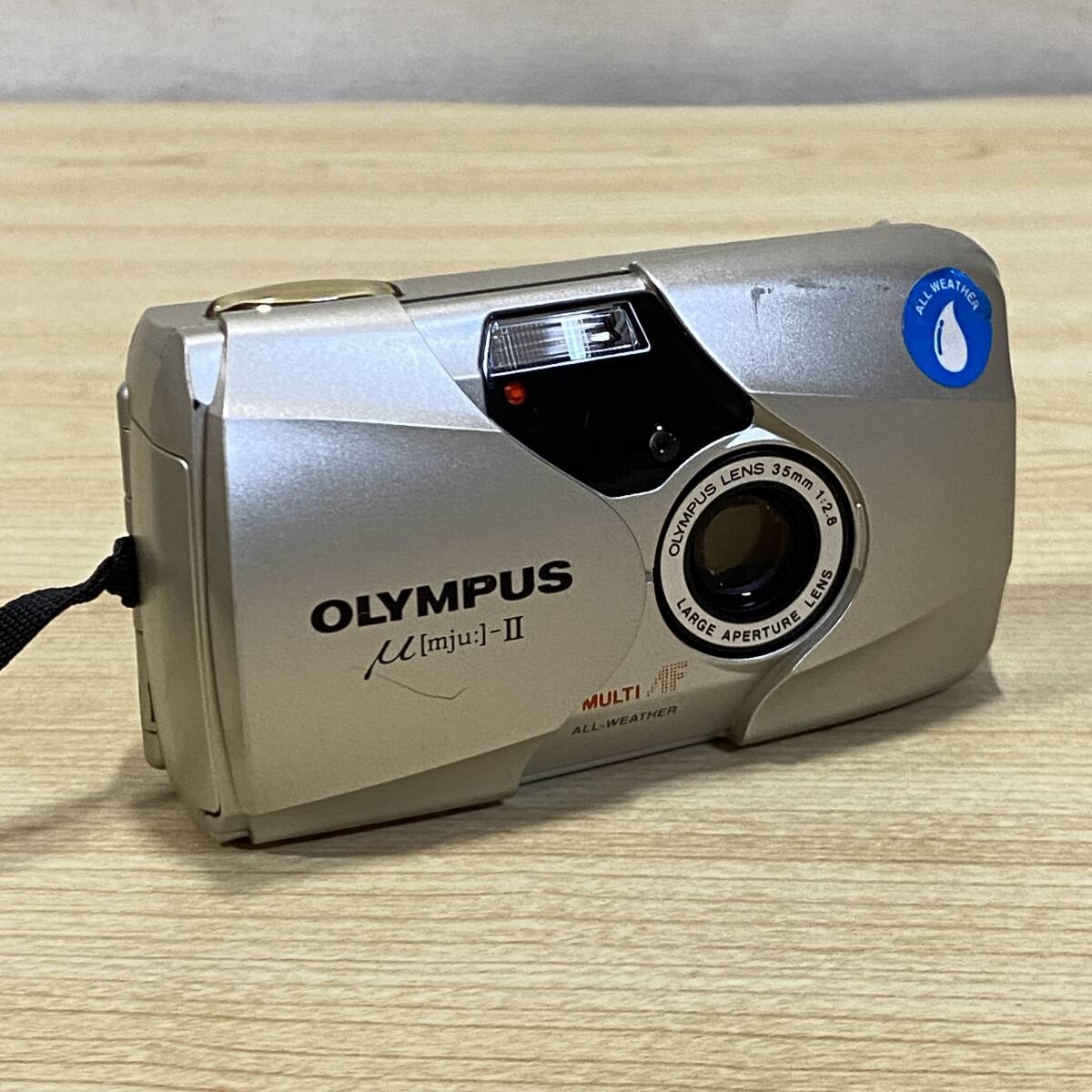 BC193【カメラ】OLYMPUS オリンパス μ [mju:] II ミュー 2 シルバー　フィルム　コンパクトカメラ　現状品