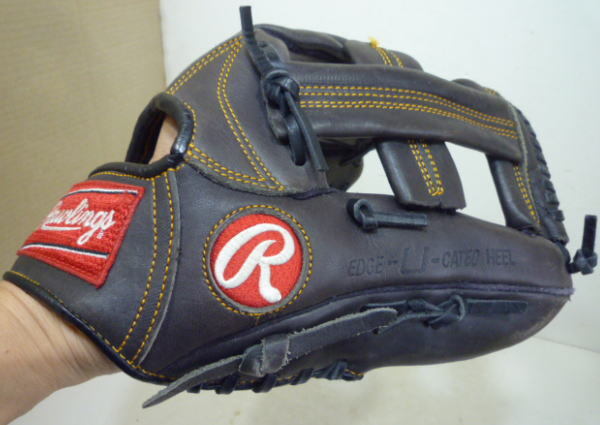 Rawlings ローリングス　一般ソフトボール　右投げ　グラブ　グローブ　JSAマーク付き　中古_画像1