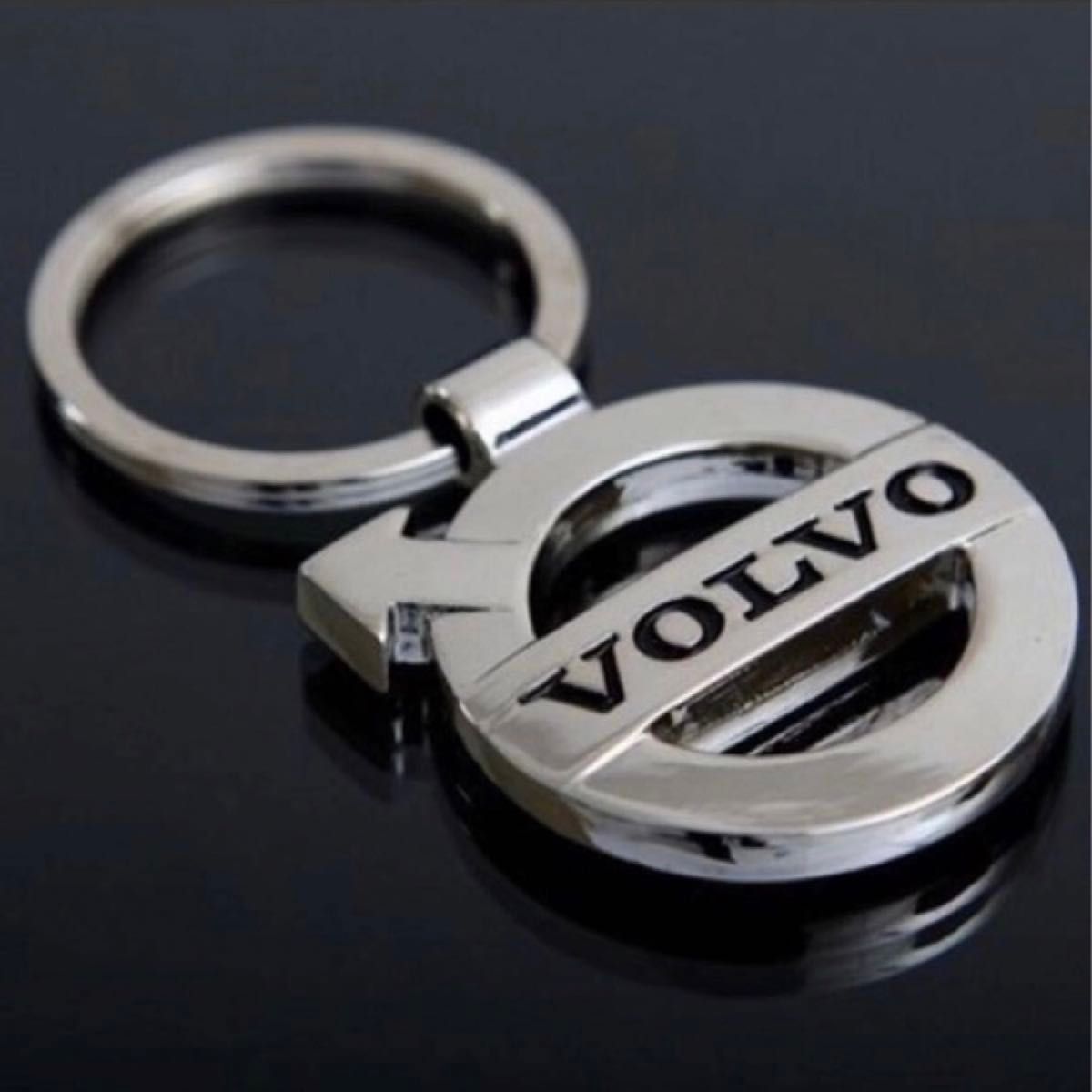 VOLVO キーホルダー キーリング 合金 ピカピカ ボルボキーホルダー ボルボキーリング