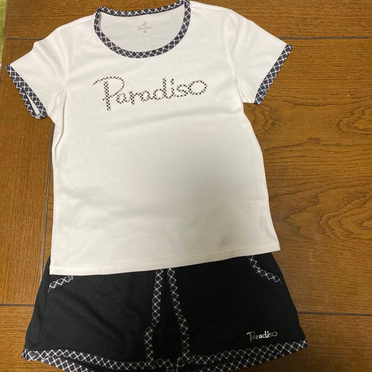 テニスウェアー　Paradiso セットアップ