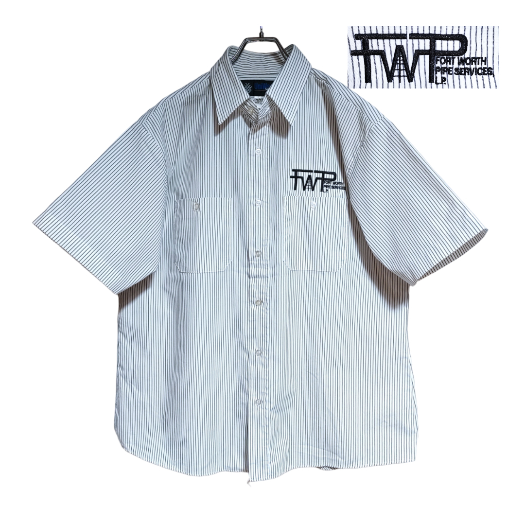 UniWeave 半袖ワークシャツ size L ホワイト グレー ストライプ ゆうパケットポスト可 胸 刺繍 FWP 古着 洗濯 プレス済 ｄ47_画像1