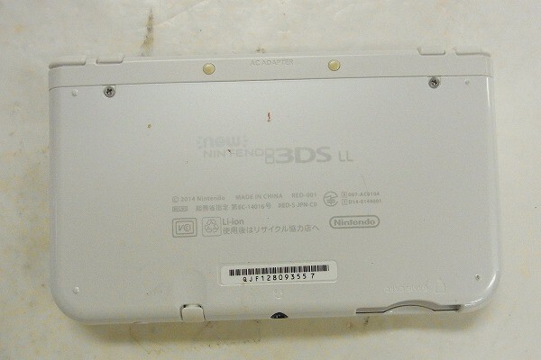 D593-N29-2726 ◎ NEW NINTENDO 任天堂 3DS LL RED-001 ゲーム機 現状品①◎の画像3