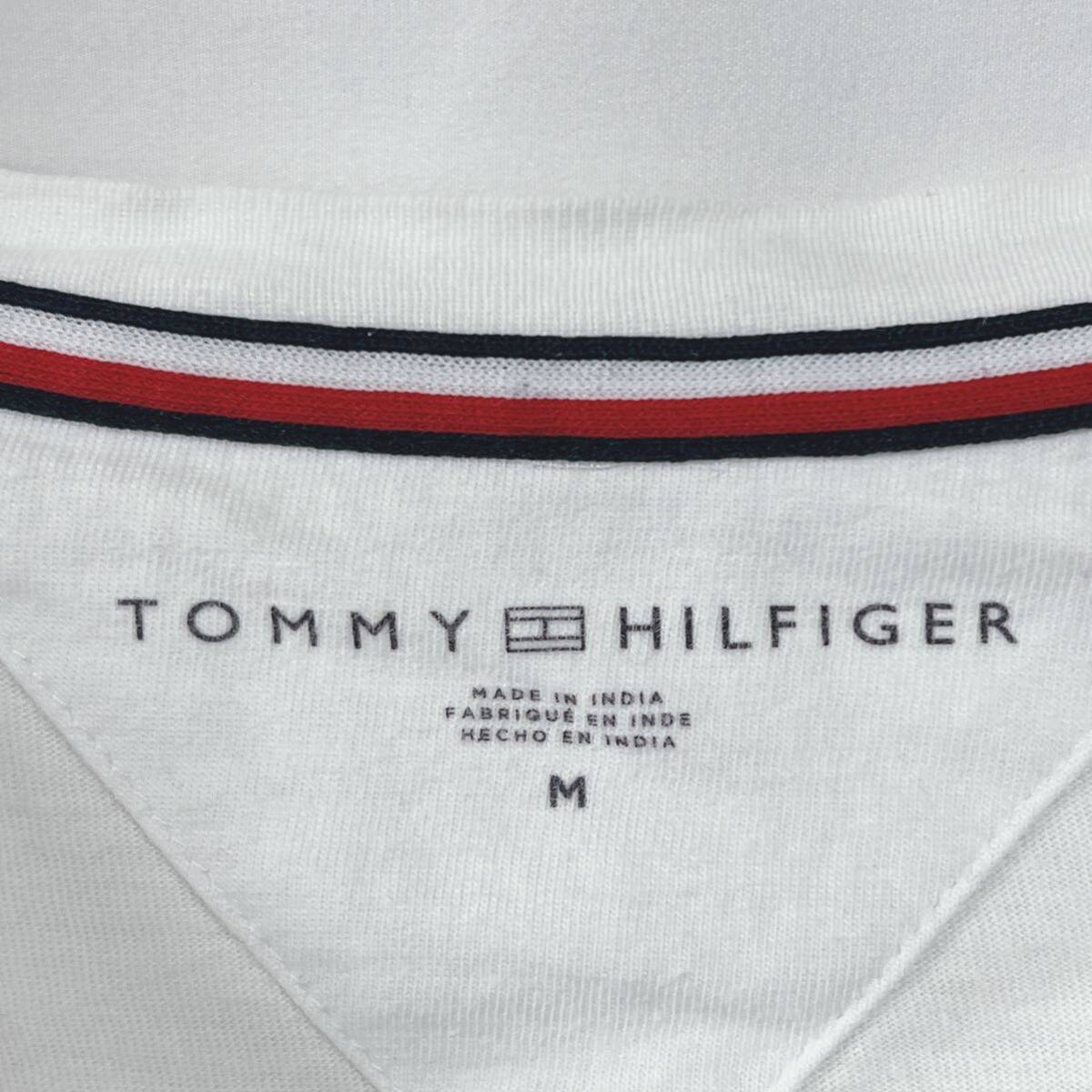 TOMMY HILFIGER トミーヒルフィガー　Vネック　半袖Tシャツ　ワンポイントロゴ　サイズM_画像4