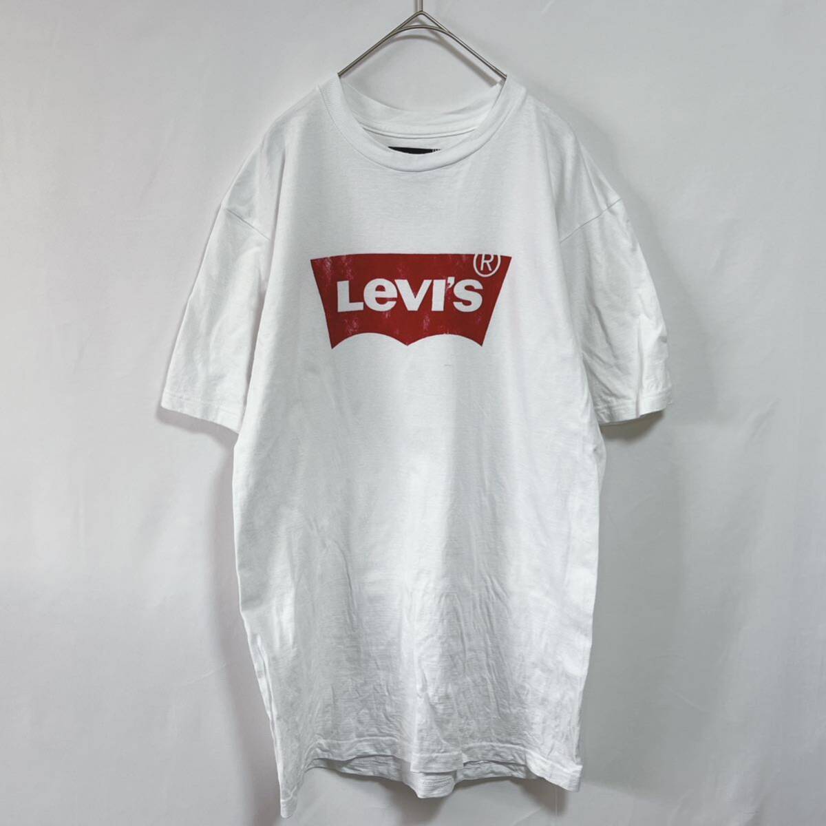 Levi's Levi's с коротким рукавом T -Fish Print Size m