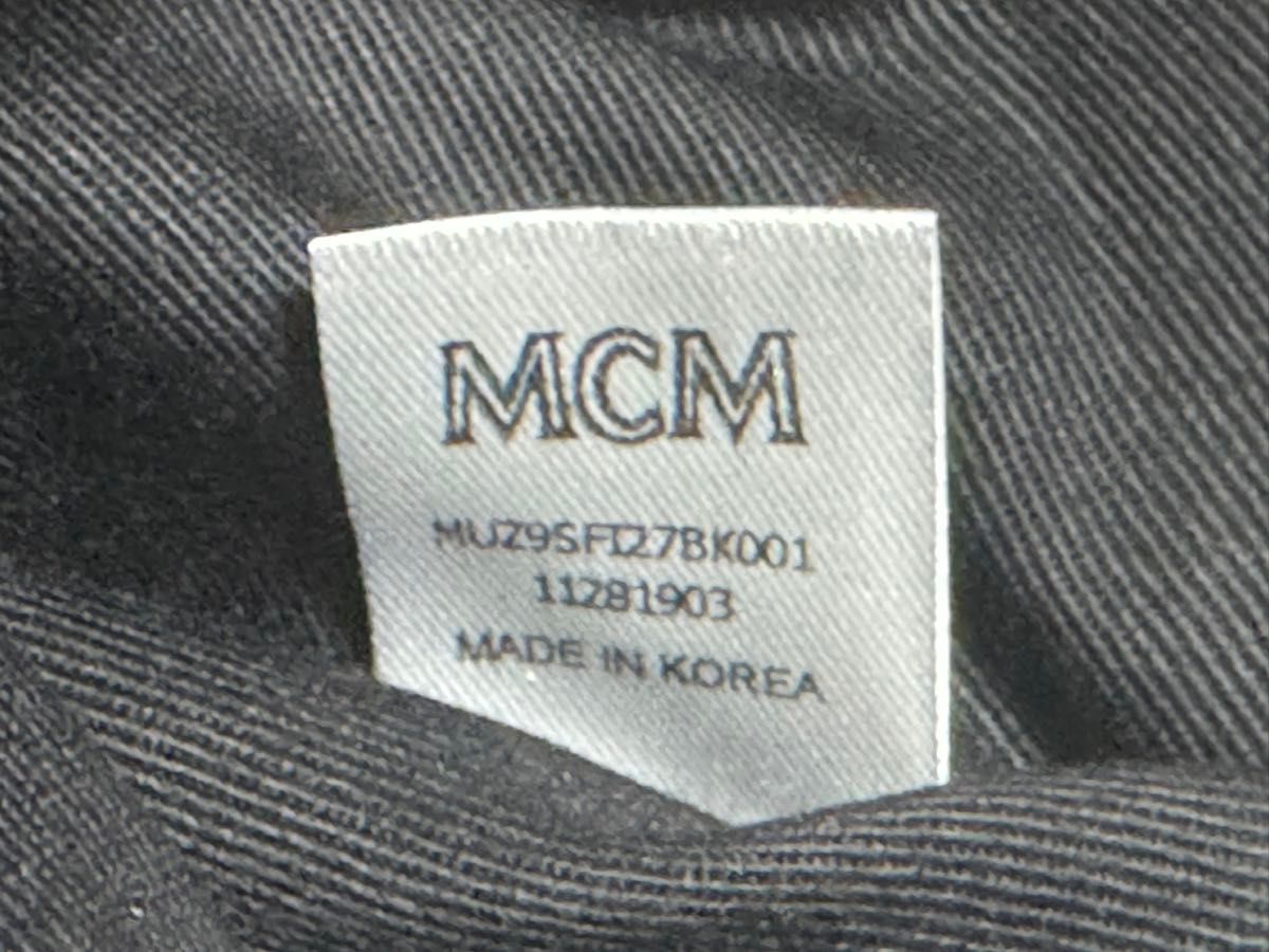美品 MCM ヴィセトス クロスボディバッグ ブラック メンズ 総柄 ショルダーバッグ