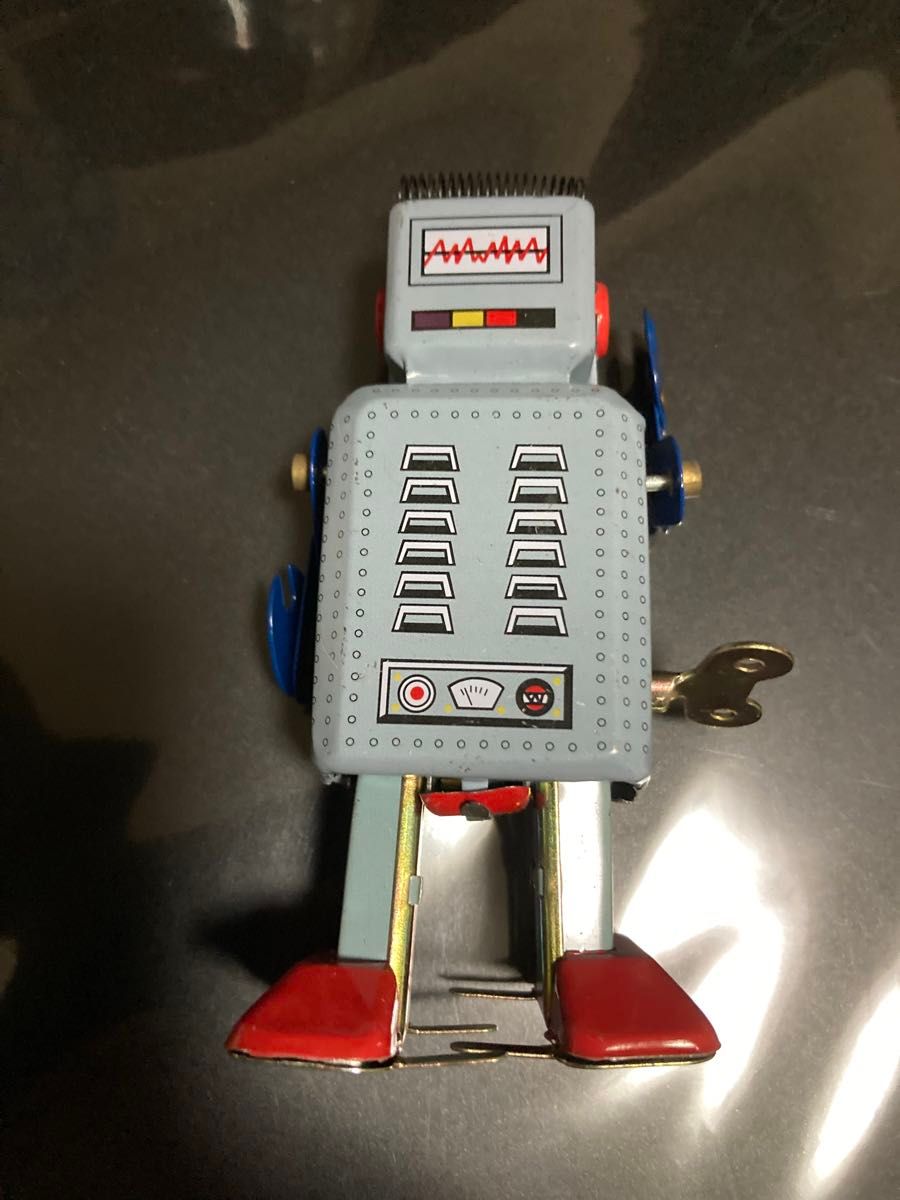 ブリキロボットおもちゃ。最終値下げ早い者勝ち。