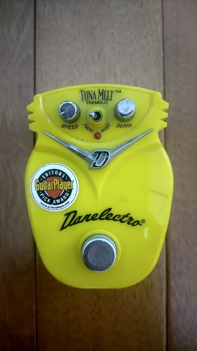 『動作確認済み』『本体のみ』Danelectro TUNA MELT TREMOLO の中古です。_画像1