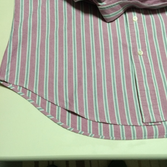 美品 Ralph Lauren ラルフローレン 大きめ 長袖ボタンダウンシャツ サイズＬL 赤茶色ベースに白＋緑＋灰色のストライプ 裾はラウンドカット_画像10