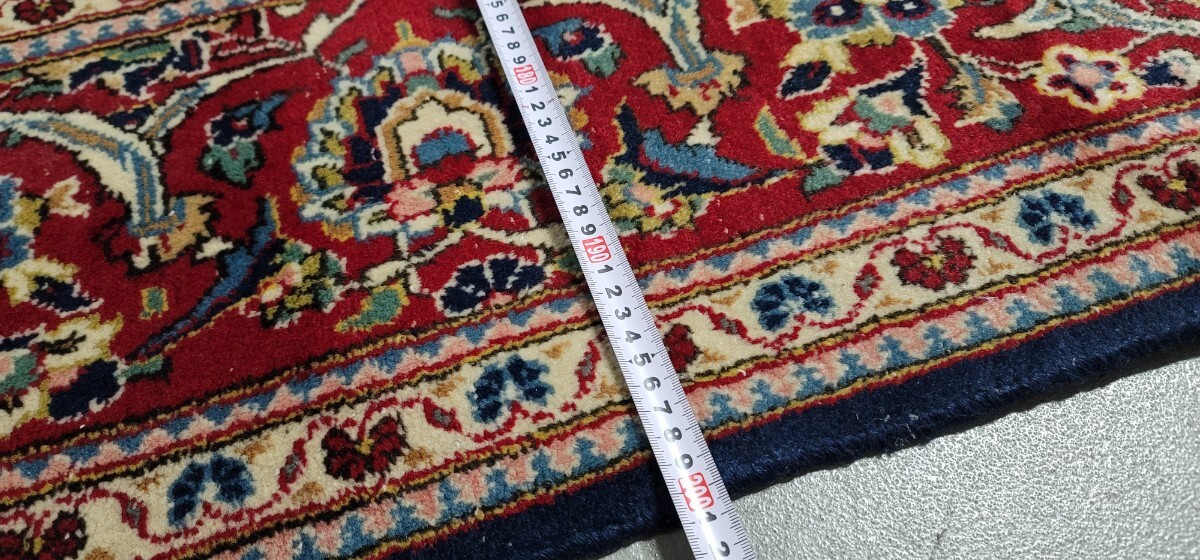 ペルシャ絨毯 本物保証 100%手織り 綺麗な赤とダークブルー色 未使用品 サイズ326cm×200cmの画像9