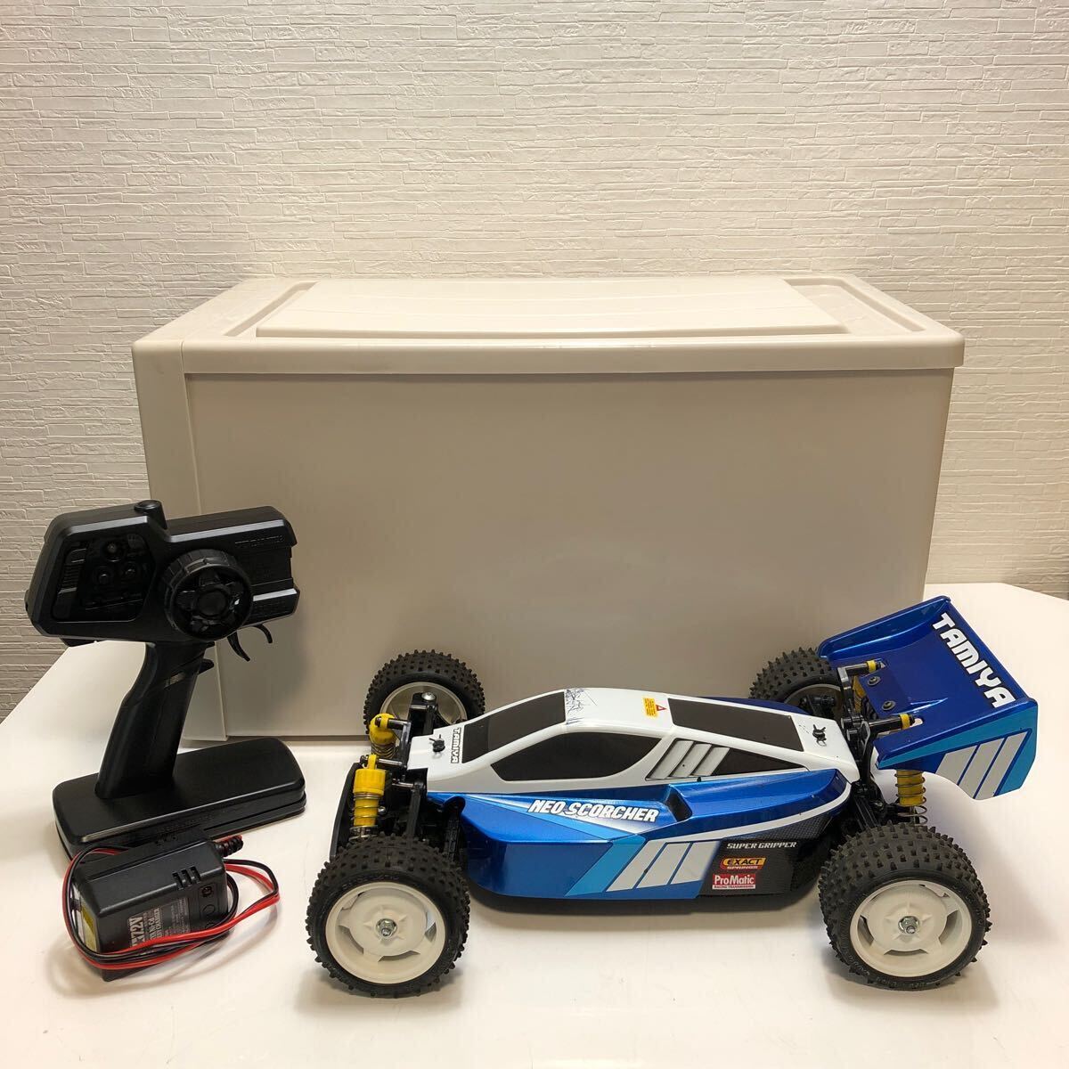 売切！１円スタート！タミヤ TAMIYA 1/10 電動RC ネオスコーチャー 4WD ファインスペック 2.4GHz XB フルセット 自作収納BOX付 ラジコン_画像1