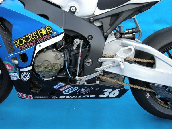 CBR1000RR-R CBR600RR シフトチェンジアーム② CBR954RR CBR929RR CBR900RR CBR750RR CBR400RR CBR250RR CBR150R CBR125R CBX1000 CB1100R_イメージ画像（使用例）