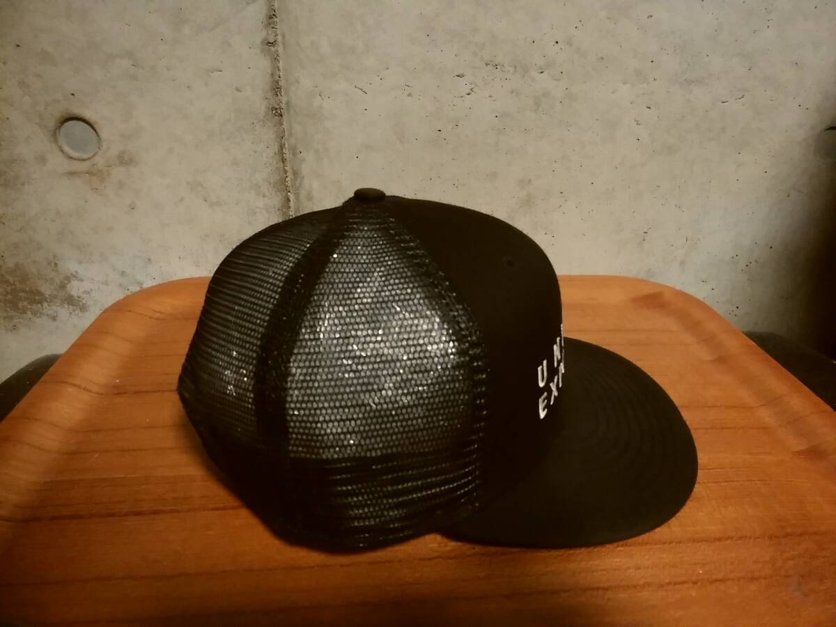 【uniform experiment ユニフォームエクスペリメント×NEW ERA ニューエラ】刺繍入りベースボールキャップ 限定コラボモデル 人気アイテム_画像3