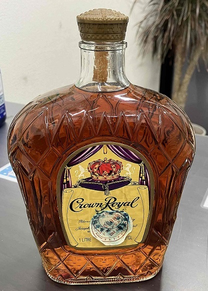 ★クラウン ローヤル Crown Royal カナディアンウイスキー ※紙封破れあり 1000ml/1L 40% ★未開栓★_画像2