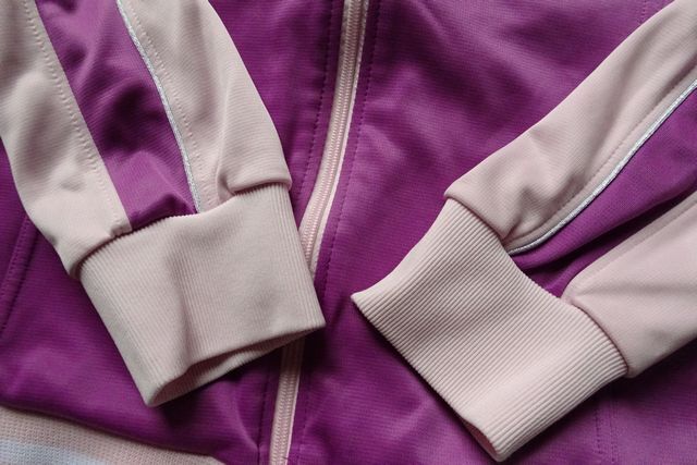 PUMA/ Puma / Junior / ребенок / длинный рукав спортивная куртка / джерси материалы / передний Zip выше / фиолетовый / лиловый / пастель розовый /160 размер (3/13R6)