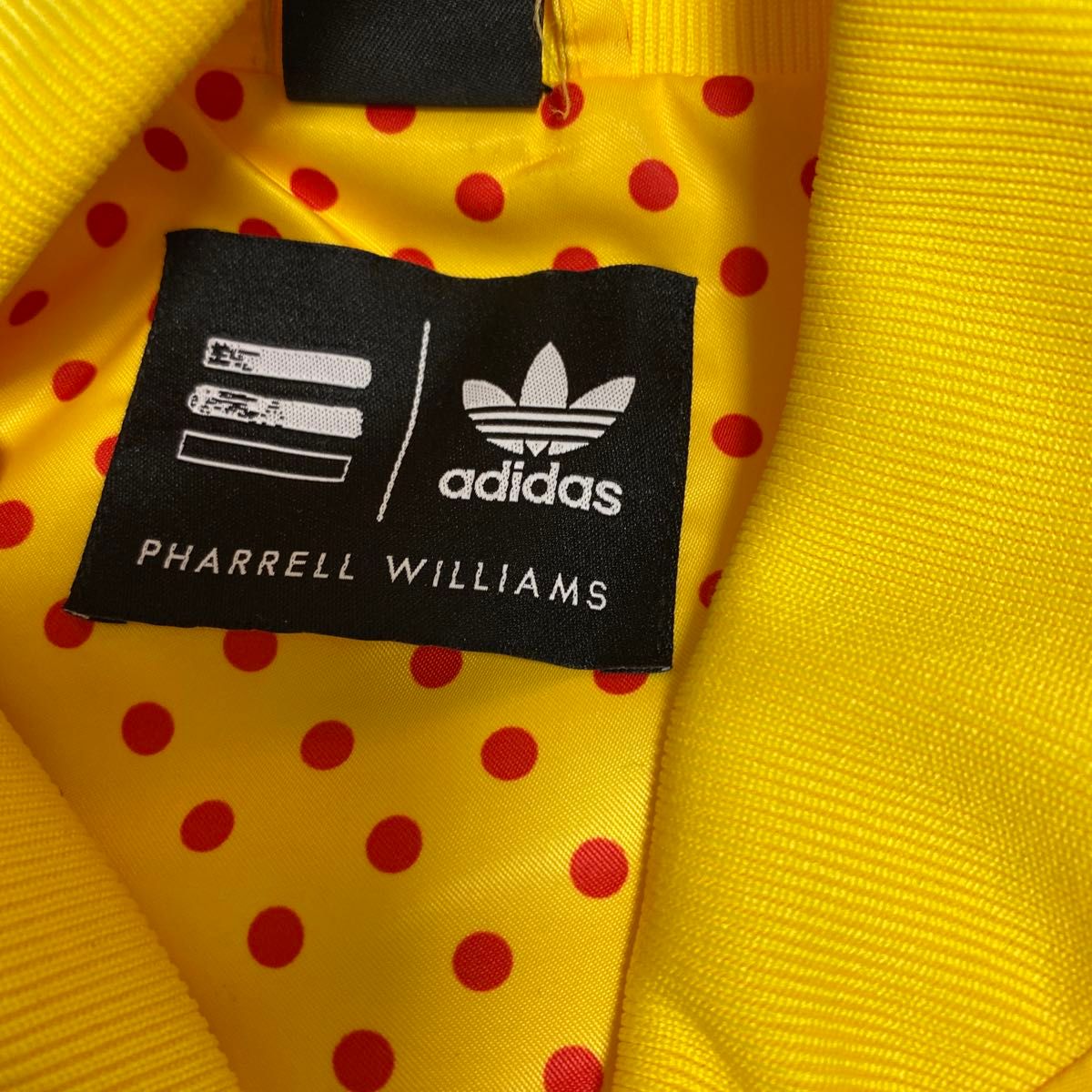 adidas トラックジャケット　WILLAMSPHARRELL