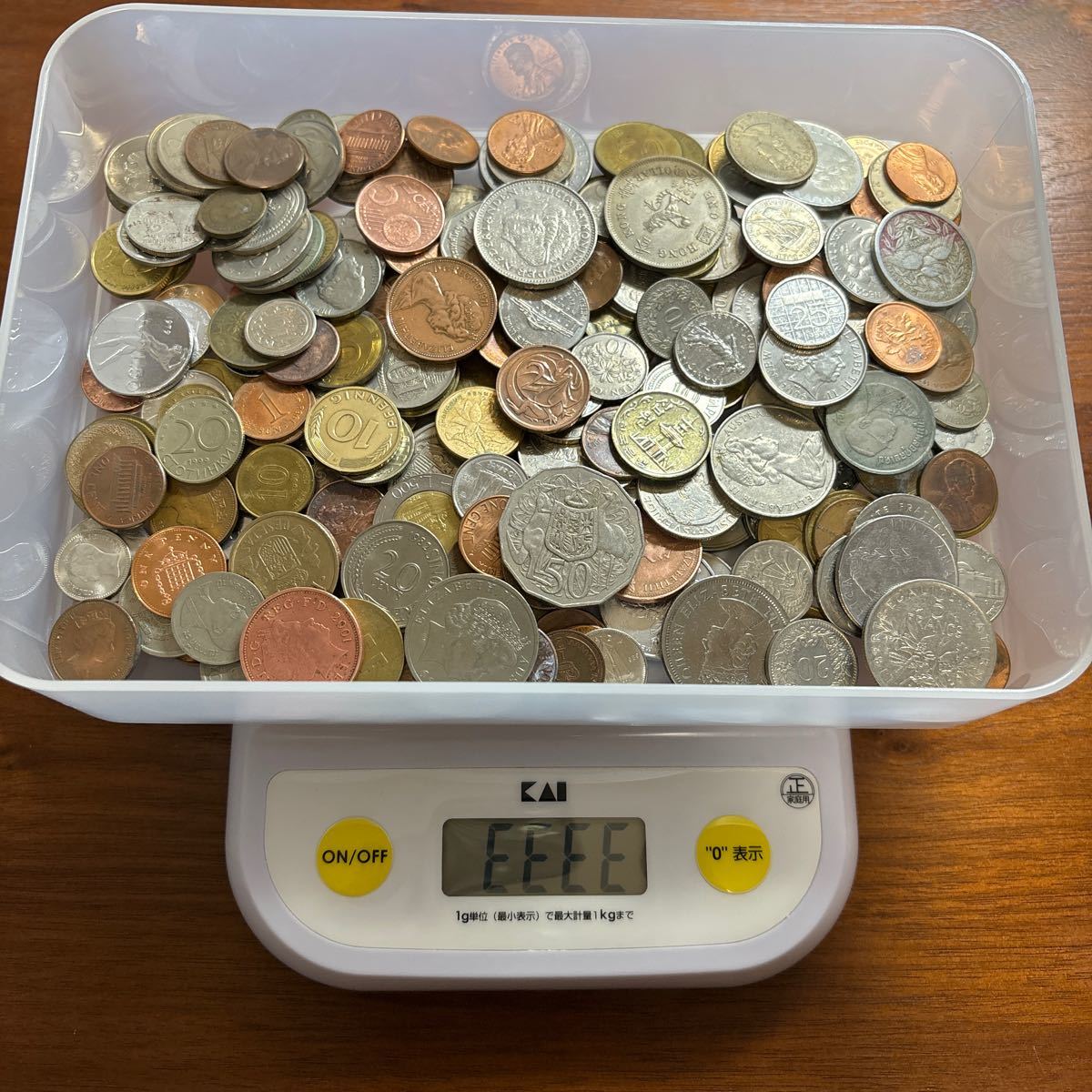 外国銭まとめ 約1kg 外貨 硬貨 古銭 外国コイン 海外_画像1
