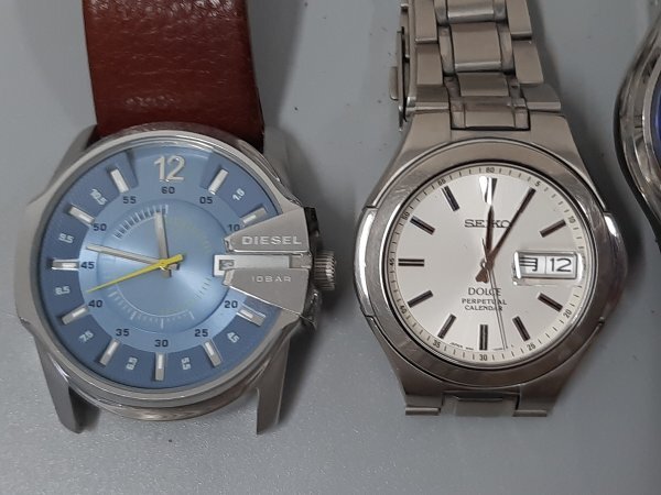 0301U101　時計　腕時計　ジャンク品　おまとめ　SEIKO　DIESEL　など_画像2