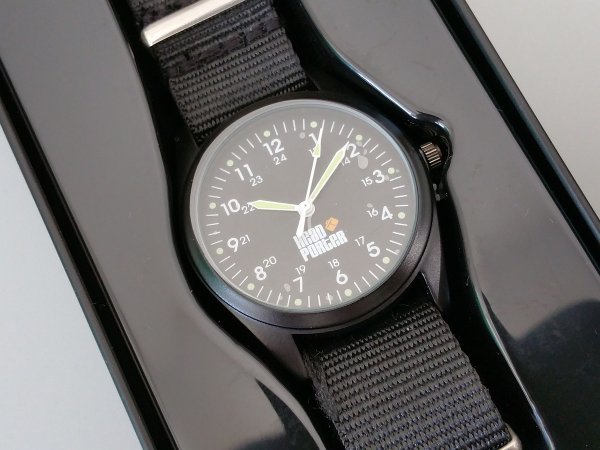 0203S9　腕時計　懐中時計　置時計　ジャンク品　部品取り　GUESS COLLECTION ゲスコレクション　MIKIMOTO など　おまとめ_画像5