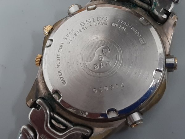 0302U41　時計　腕時計　ジャンク品　おまとめ　FENDI　DIOR　SEIKO　RADO　バーバリー　_画像6