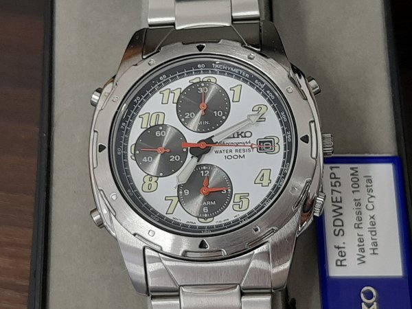 0304U24　時計　腕時計　ジャンク品　おまとめ　COACH　TECHNOS　GIVENCHY　SEIKO　など　箱付き_画像7