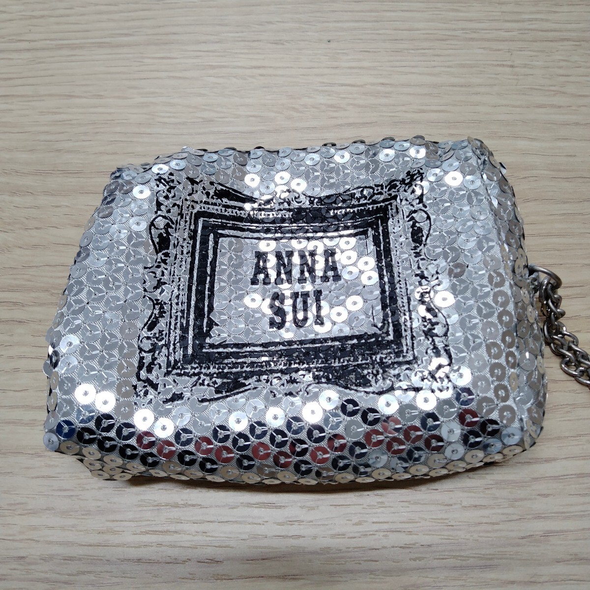 アナスイ　ANNA SUI　スパンコール　化粧ポーチ シルバー_画像3